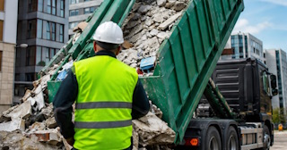 Вывоз строительного мусора в Чистополе: услуги лицензированной компании — ПроМусор